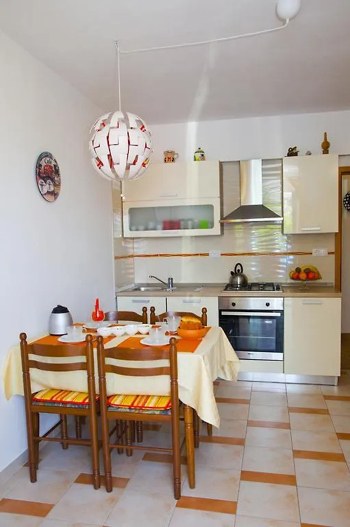 Apartments Marija Vrbnik   Vrbnik (Primorje-Gorski Kotar)