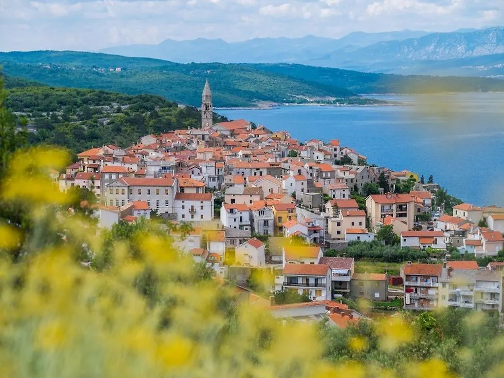 Apartments Marija Vrbnik   Vrbnik (Primorje-Gorski Kotar)