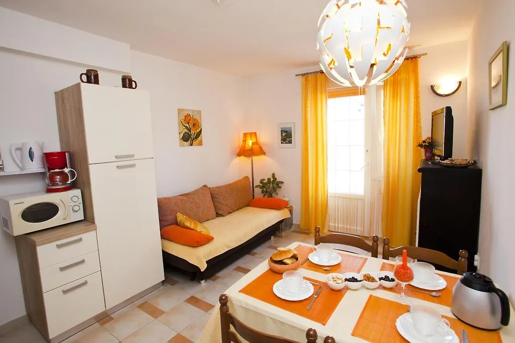Apartments Marija Vrbnik